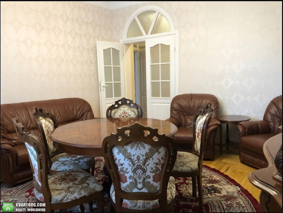 Rent out 3-room apartment. Киев,  Пирогова — photo 9
