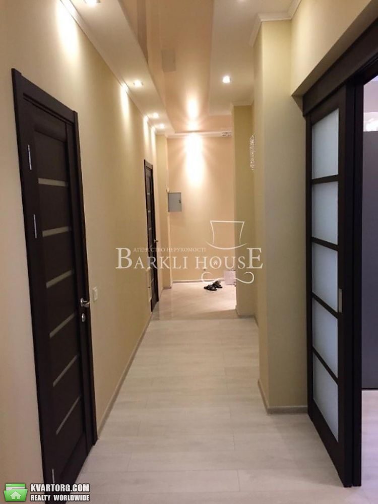 Rent out 3-room apartment. Киев,  Глубочицкая — photo 9