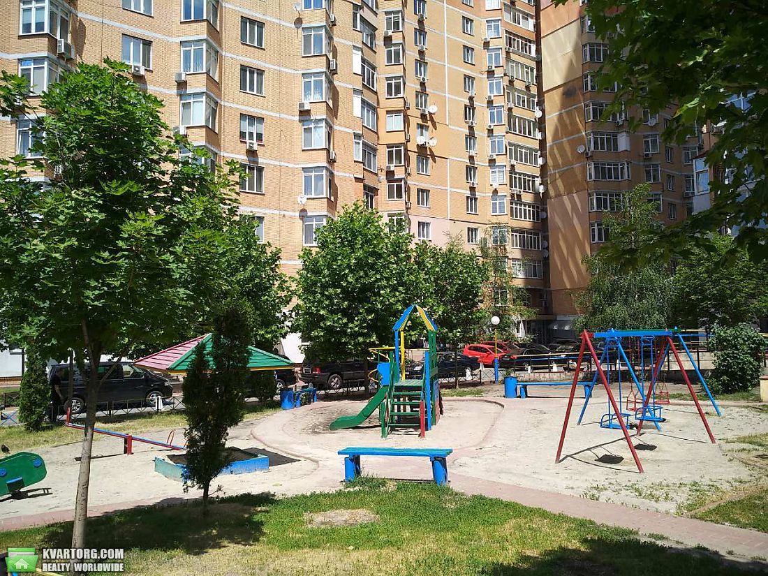 Sell 3-room apartment. Киев,  Щорса — photo 3