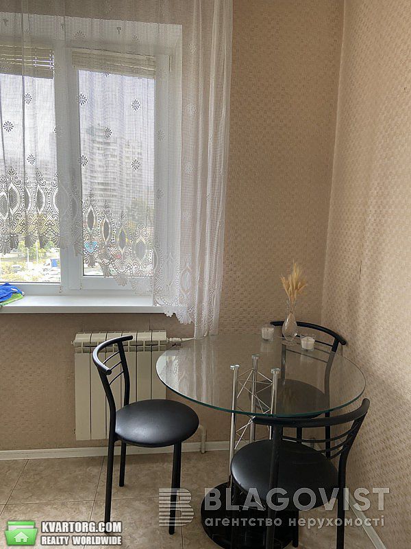 Sell 2-room apartment. Киев, Ревуцького — photo 3