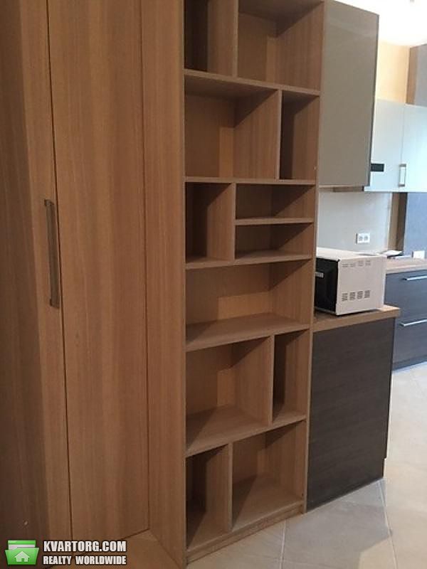 Rent out 2-room apartment. Киев,  Лабораторный пер — photo 3