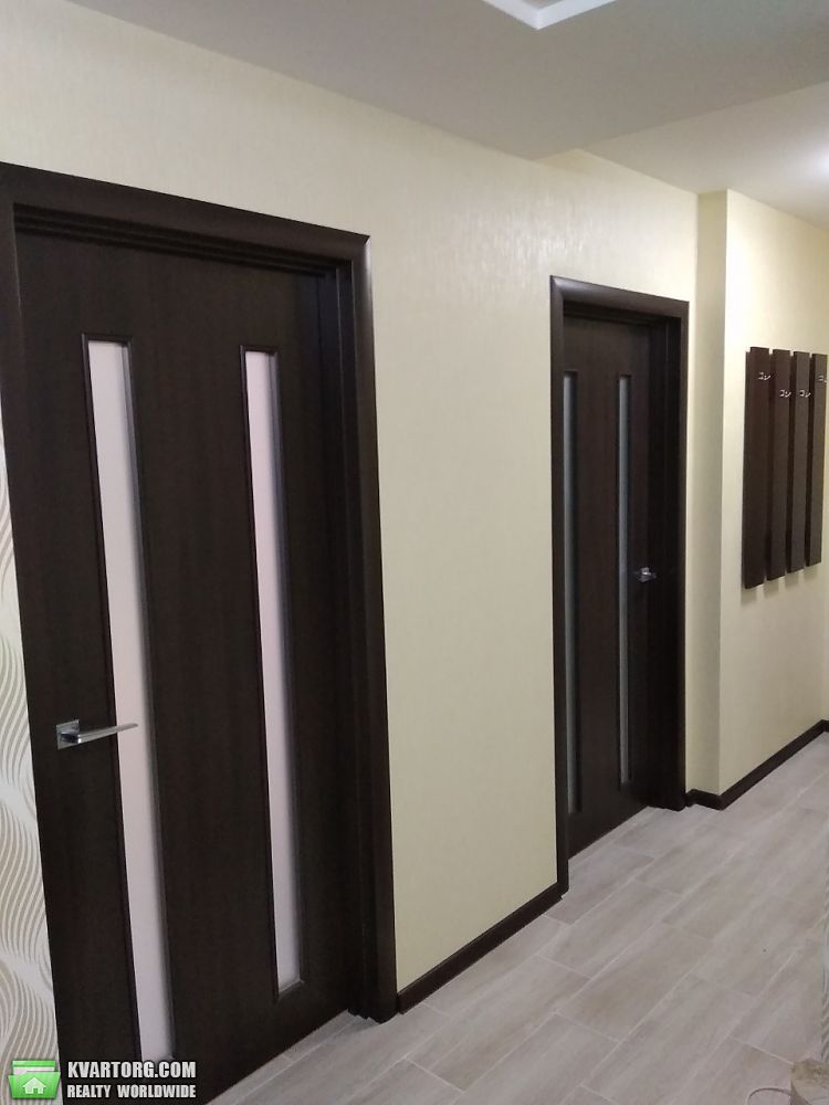 Rent out 2-room apartment. Киев, Панамарева — photo 3