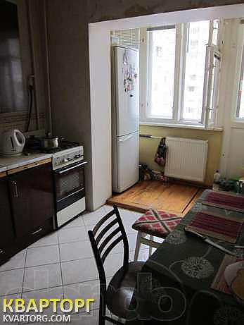 Sell 4-room apartment. Киев,  Ревуцкого — photo 4