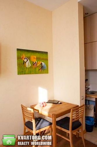 Rent out 2-room apartment. Киев,  Шевченко бул — photo 2