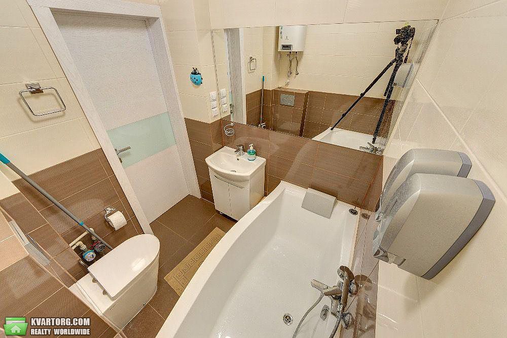 Rent out 1-room apartment. Киев,  Хоривая — photo 4