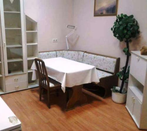 Rent out office. Киев, Хмельницкого Богдана — photo 1