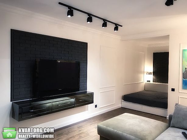 Rent out 1-room apartment. Киев,  Боженко — photo 1