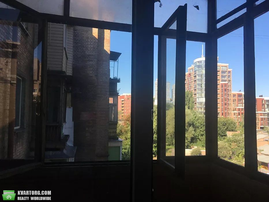 Rent out 2-room apartment. Киев,  Антоновича — photo 5