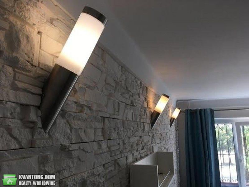 Sell 2-room apartment. Киев,  Зодчих — photo 3