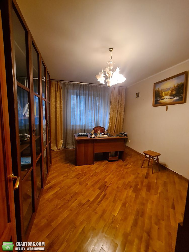 Rent out 3-room apartment. Киев,  Пожарского — photo 4