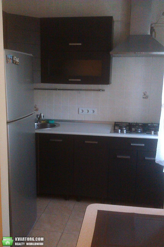 Rent out 1-room apartment. Киев,  Бастионная — photo 2