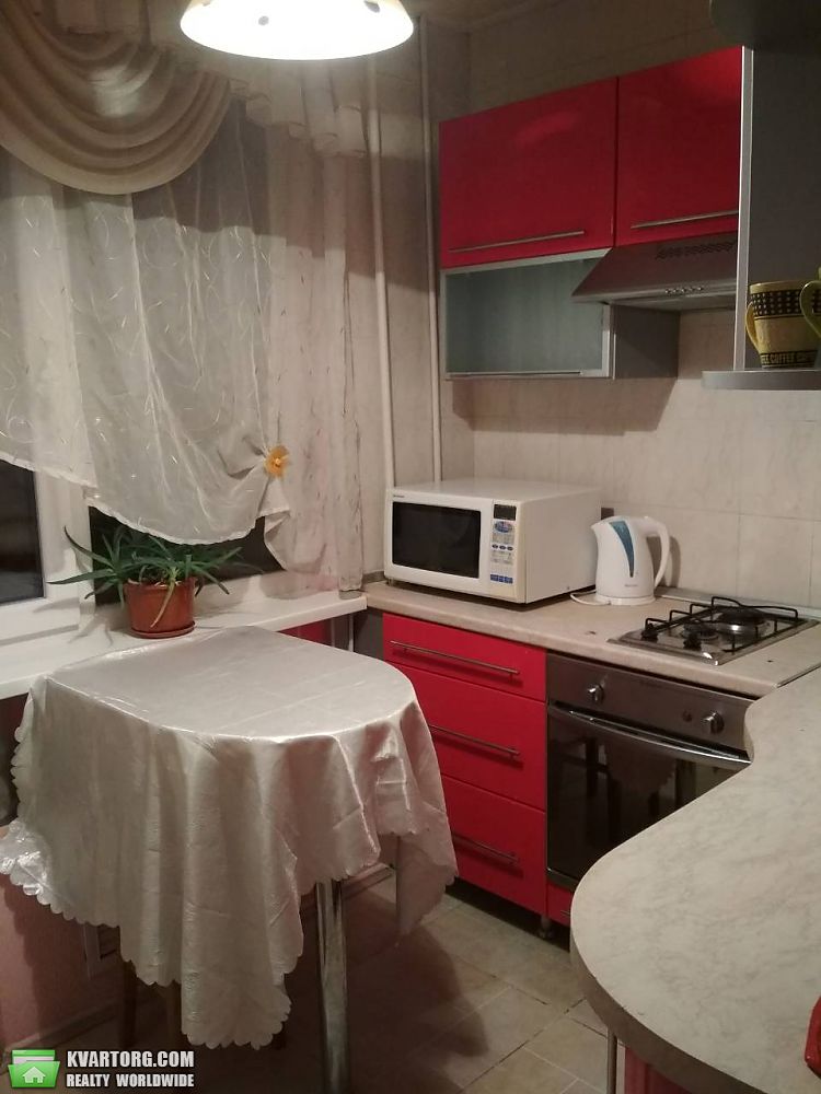 Rent out 2-room apartment. Харьков, Героев Труда — photo 1