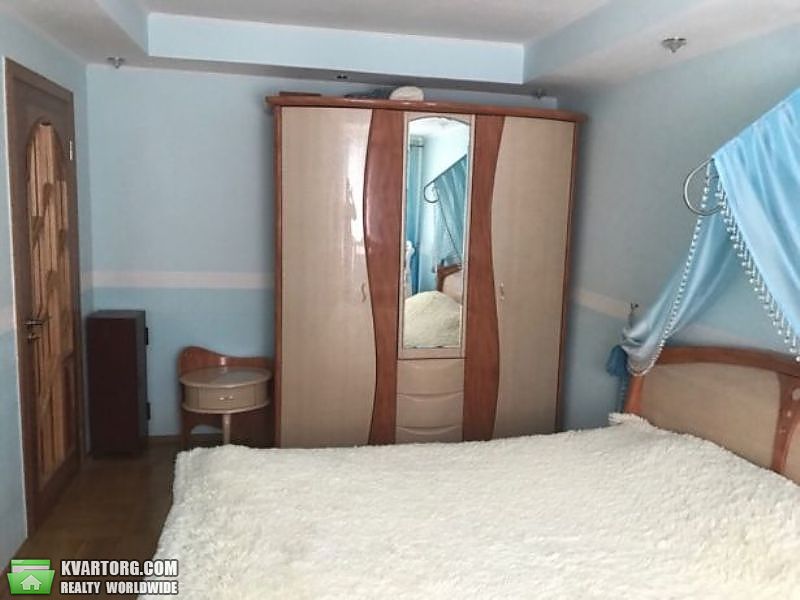 Sell 3-room apartment. Киев,  Зодчих — photo 4