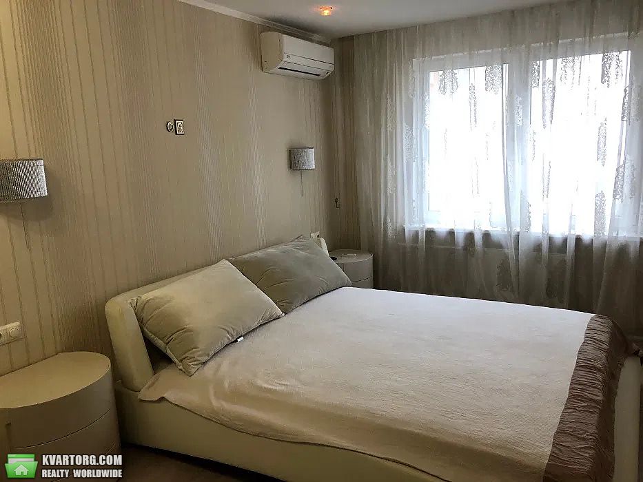 Rent out 3-room apartment. Киев,  Лаврухина — photo 5