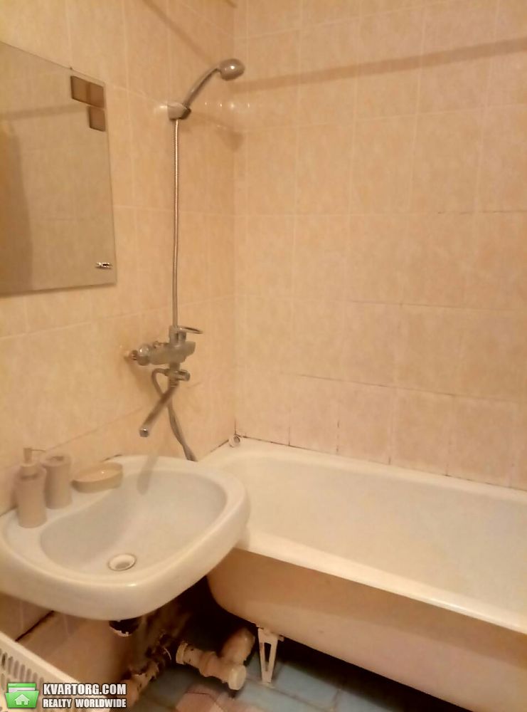 Rent out 1-room apartment. Киев,  Цветаевой — photo 8