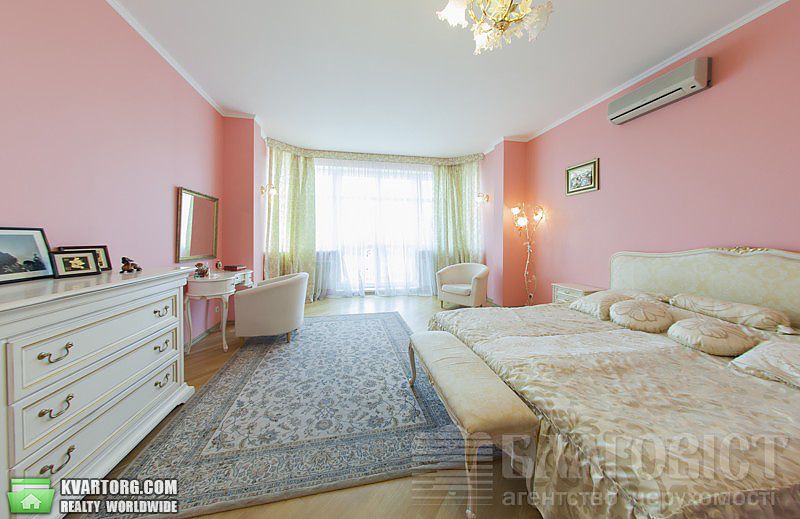 Sell 4-room apartment. Киев,  Щорса — photo 7