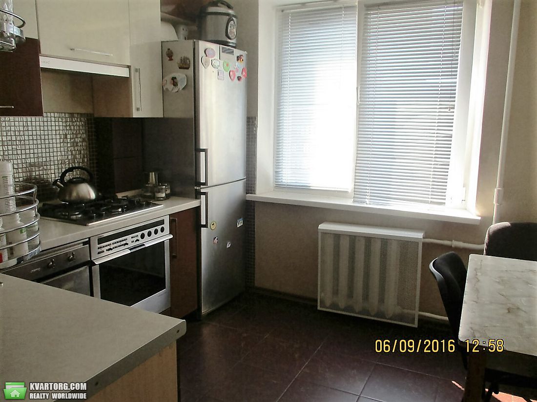 Rent out 3-room apartment. Днепропетровск, Красный камень — photo 2