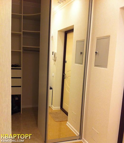 Rent out 1-room apartment. Киев, Бажана — photo 9