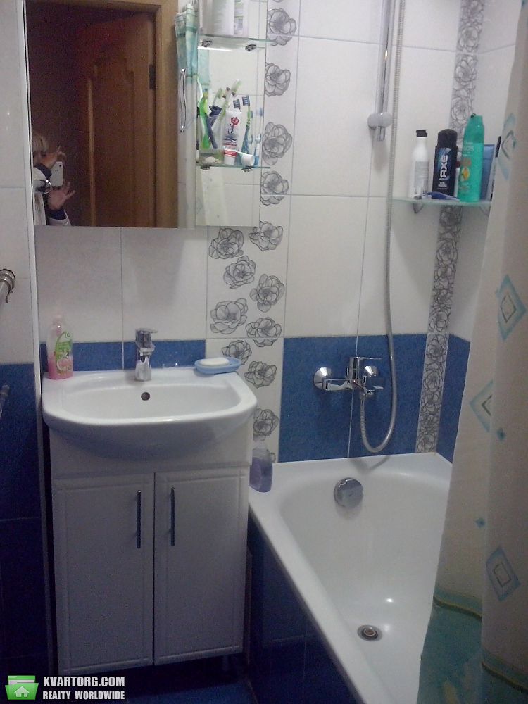 Sell 2-room apartment. Киев,  Голосеевская — photo 2