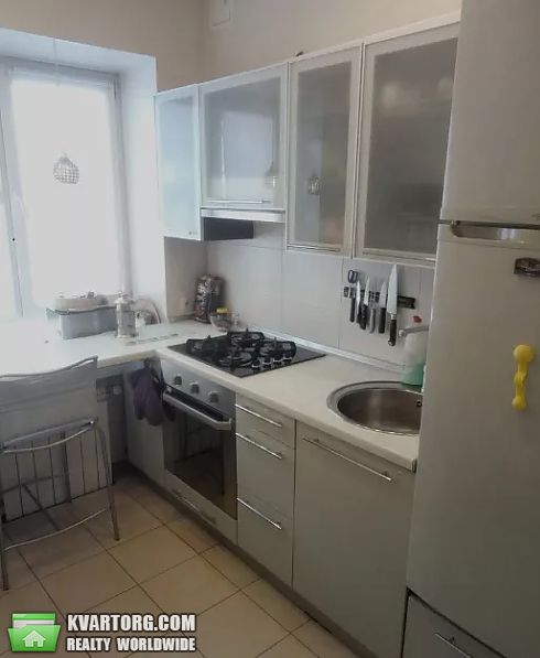 Rent out 3-room apartment. Киев,  Большая Васильковская — photo 3