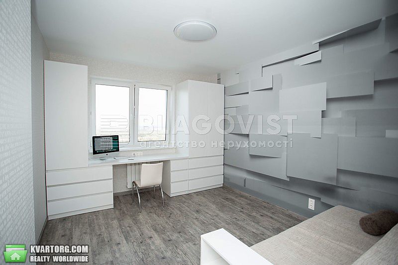 Sell 3-room apartment. Киев,  Кондратюка — photo 1