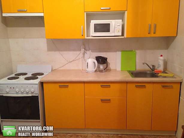Rent out 2-room apartment. Киев,  Заболотного — photo 1