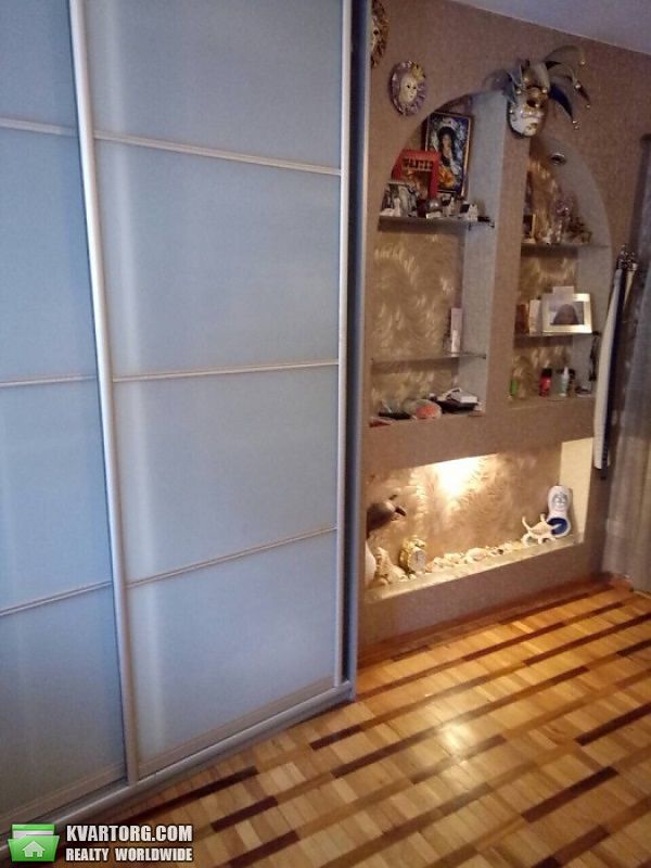 Sell 3-room apartment. Киев,  Вышгородская — photo 5