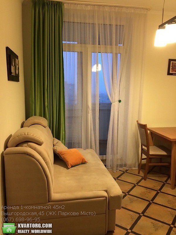 Rent out 1-room apartment. Киев, Вышгородская — photo 1