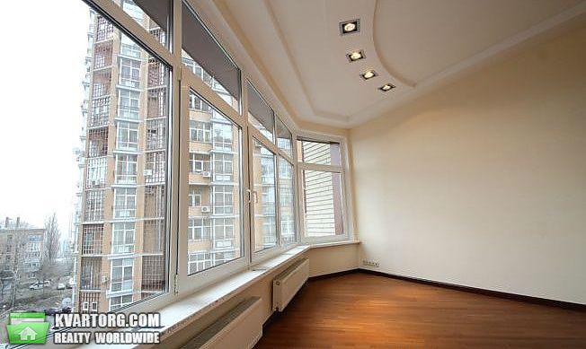 Sell 3-room apartment. Киев,  Щорса — photo 5