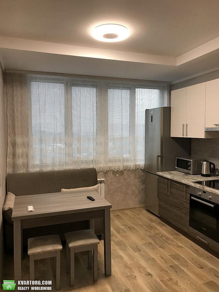 Rent out 1-room apartment. Киев,  Александровская — photo 2