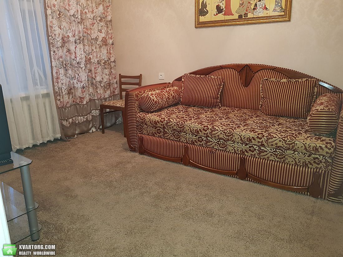 Rent out 1-room apartment. Киев,  Победы пр — photo 1