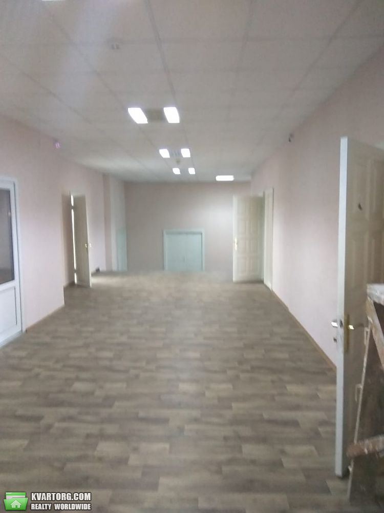 Rent out office. Киев,  Соломенская — photo 1