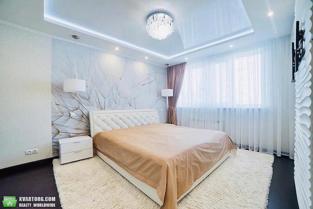 Rent out 3-room apartment. Киев,  Гетьмана — photo 1