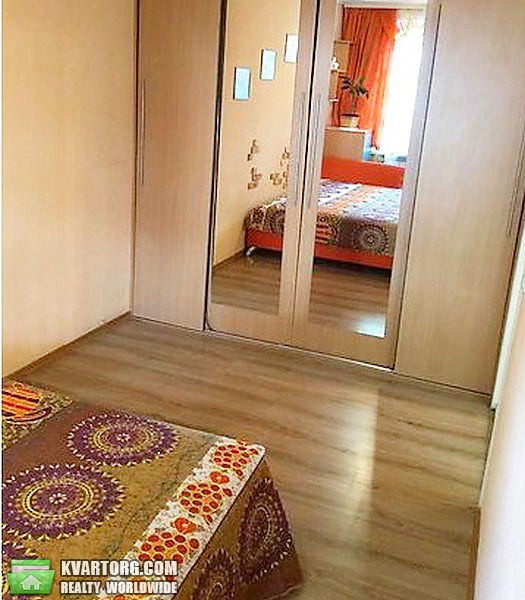 Rent out 2-room apartment. Киев,  Жилянская — photo 7
