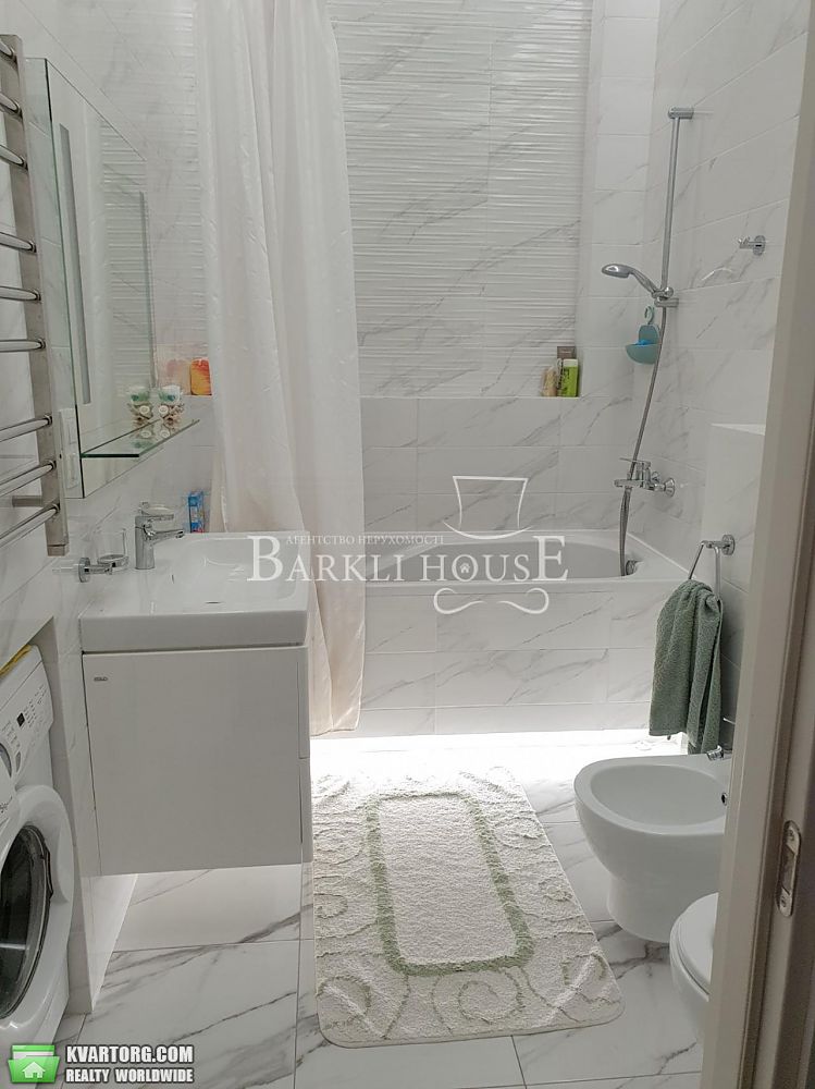 Rent out 2-room apartment. Киев,  Пирогова — photo 7
