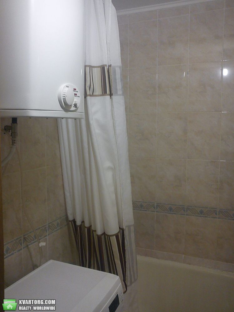 Rent out 1-room apartment. Киев, Оболонский просп. — photo 10
