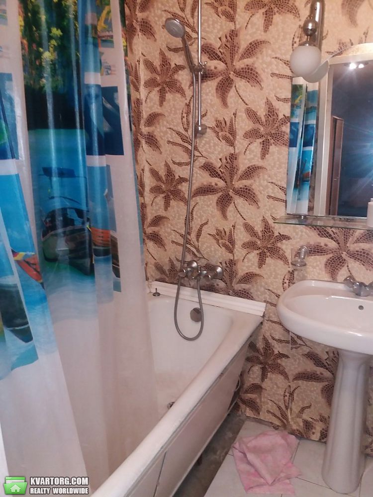 Rent out 3-room apartment. Днепропетровск, Щербины — photo 4