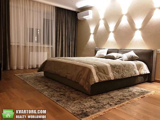 Sell 3-room apartment. Киев,  Гарматная — photo 1