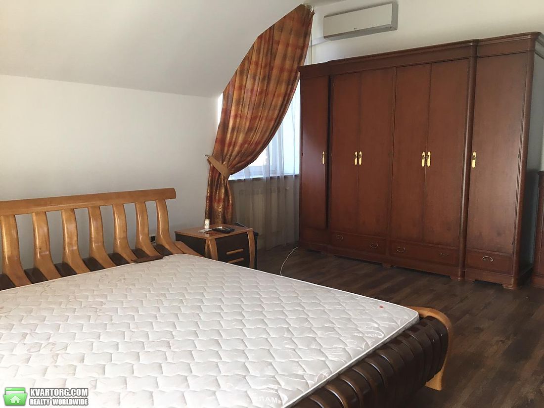 Rent out house. Киев,  Богатырская — photo 10