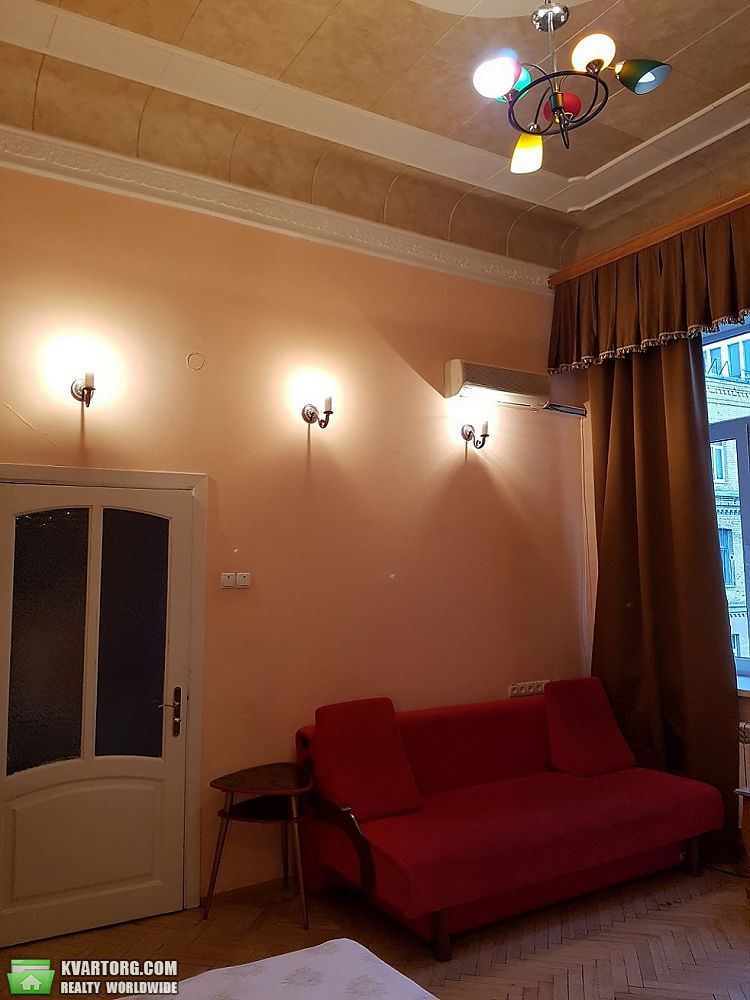 Rent out 1-room apartment. Киев,  Бассейная — photo 4