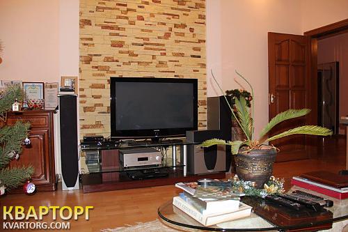 Sell 4-room apartment. Киев,  Волошская — photo 1