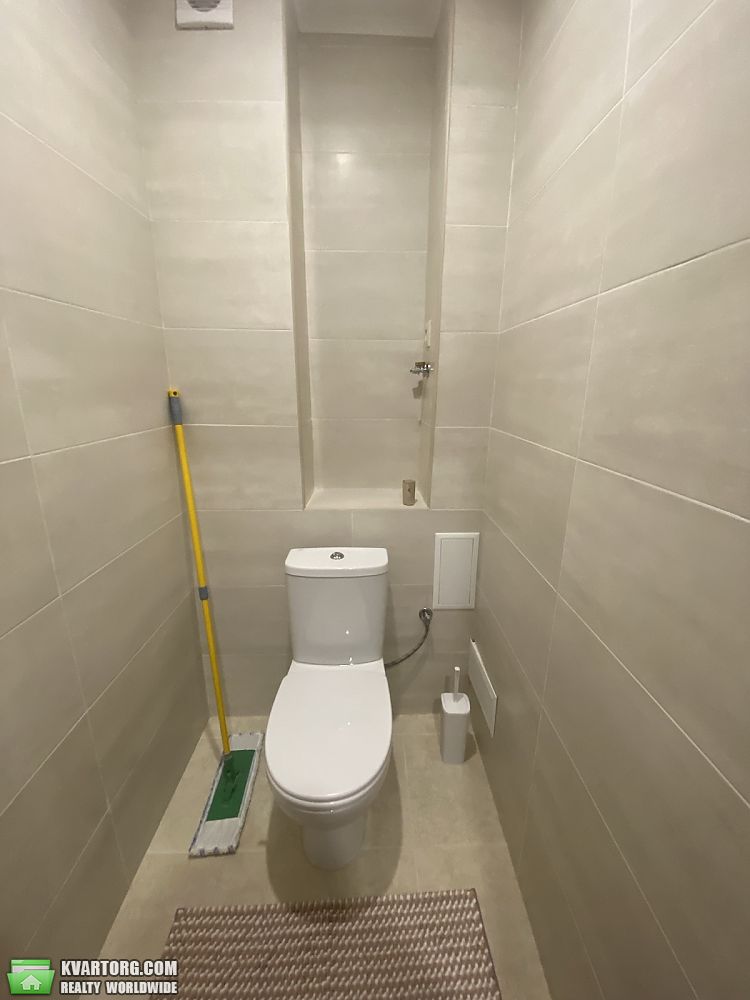 Rent out 1-room apartment. Киев, Лариси Руденко — photo 4