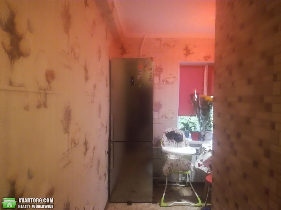 Sell 2-room apartment. Киев,  Серова — photo 2