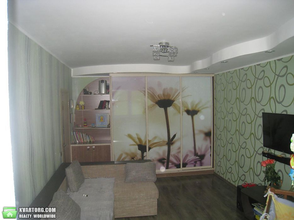 Sell 2-room apartment. Киев,  Тростянецкая — photo 2