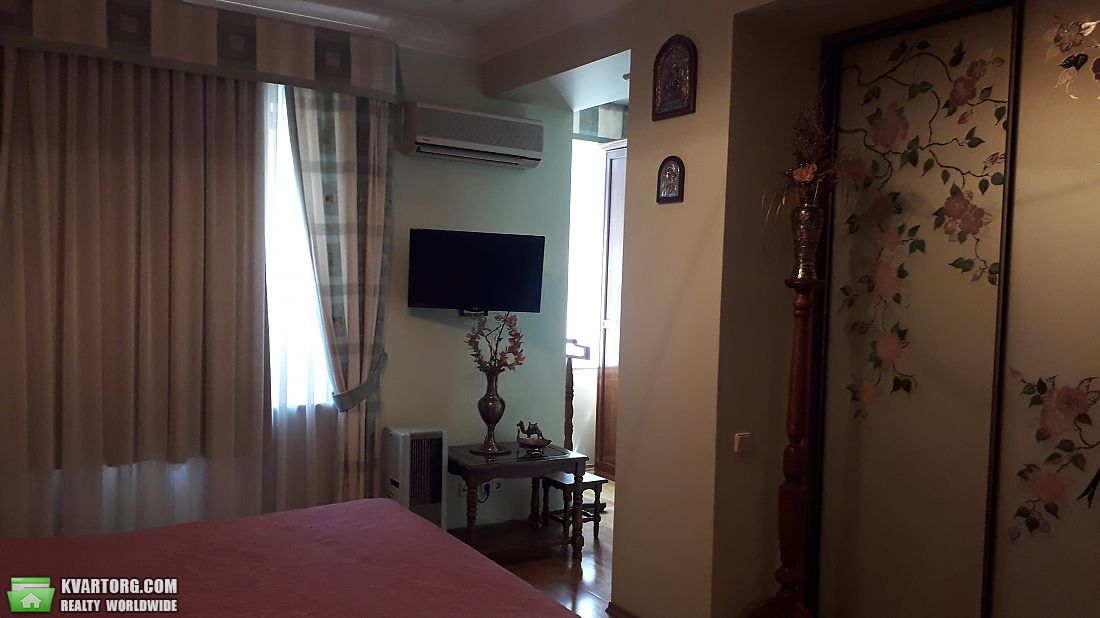 Sell 3-room apartment. Днепропетровск, Владимира Моссаковского — photo 3