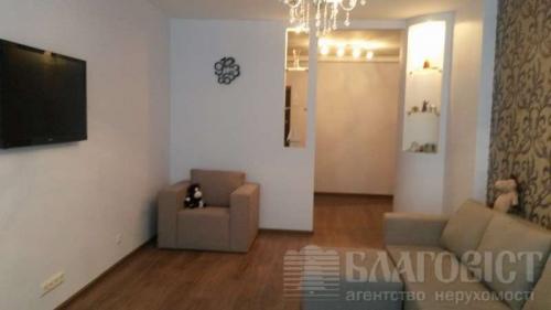 Sell 2-room apartment. Киев, Днепровская наб. — photo 4