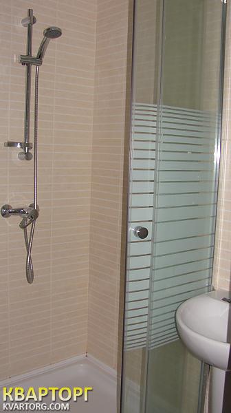 Rent out 1-room apartment. Киев, проспект Оболонский — photo 8