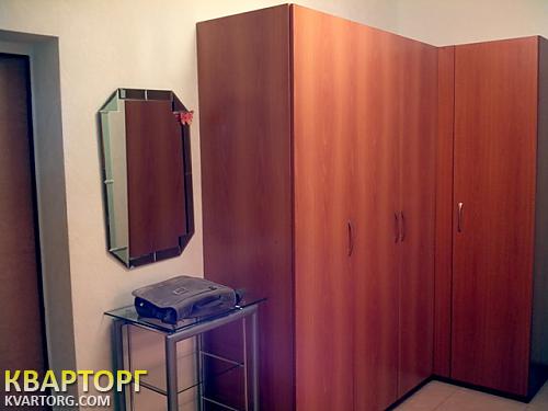 Rent out 2-room apartment. Киев,  Бажана — photo 1