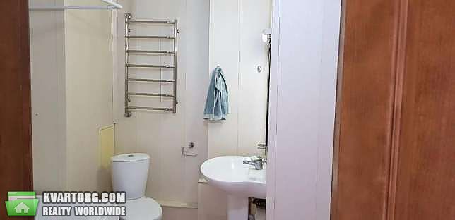 Rent out 3-room apartment. Киев,  Урловская — photo 2