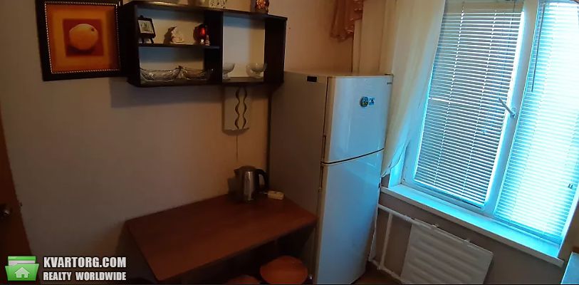 Rent out 2-room apartment. Киев,  Ватутина пр — photo 3